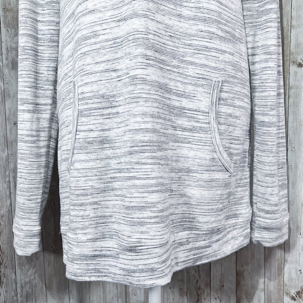 Ink Love and Peace Long Sleeve Maternity Sweatshirt | Heathered White | Medium - Picture 7 of 12